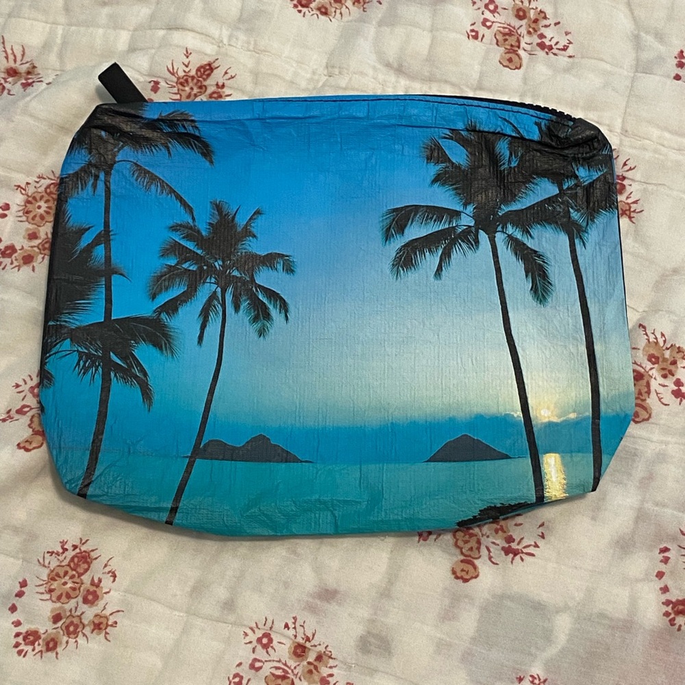 Aloha collection Samudra small pouch